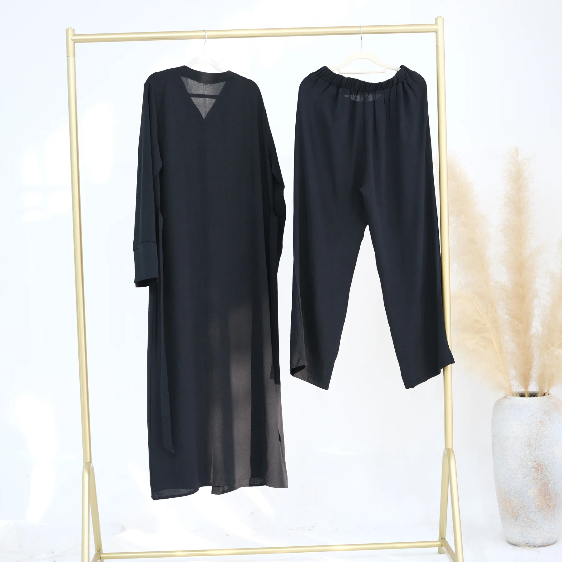 Novo Conjunto Feminino de Duas - Winter Clothing Dubai avaliação e preço